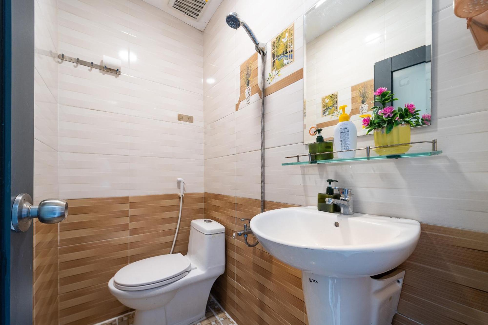 1br Near Bui Vien Balcony & Washer 25 Căn hộ *